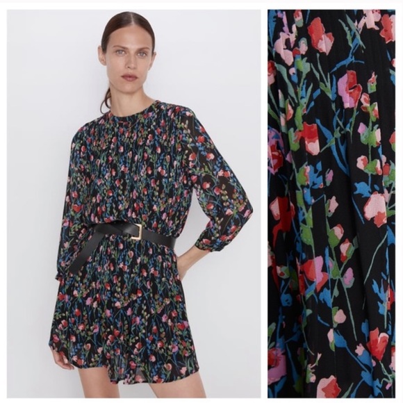 NWT | Zara Annie Dress Pleated Floral Print Medium - Picture 3 of 9